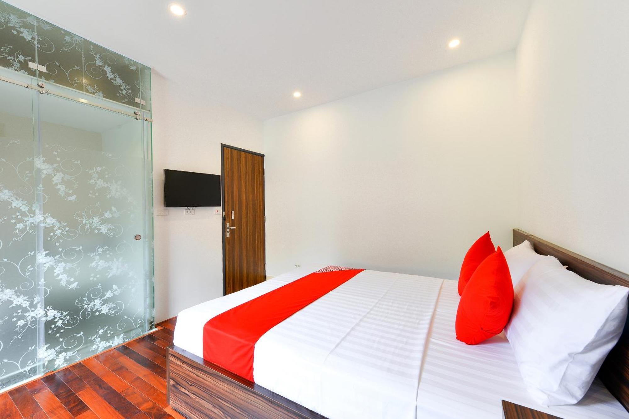 Oyo 317 Kim Cuong Hotel 2 Hanoi Exterior photo